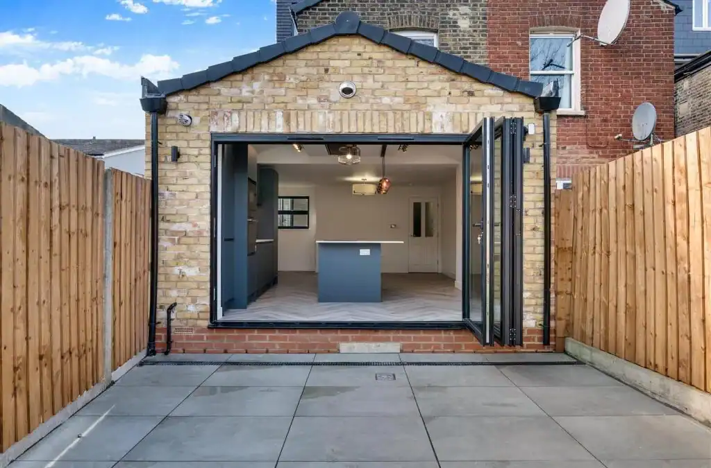 Extension and Loft conversion Minet Gardens